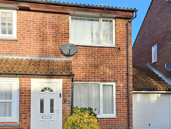 2 Bedroom End Of Terrace House To Rent In Craig Close, Trimley St. Martin, IP11