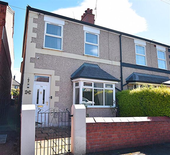 4 Bedroom Semi Detached House For Sale In Beechley Road, Wrexham, LL13