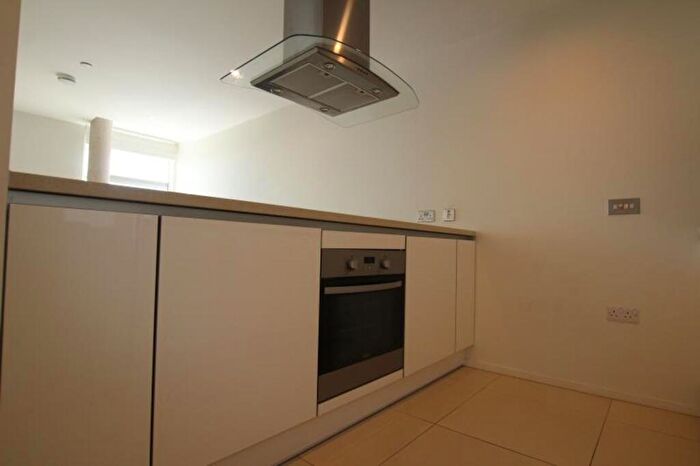 1 Bedroom Flat To Rent In Canal Street, Nottingham One Tower, NG1