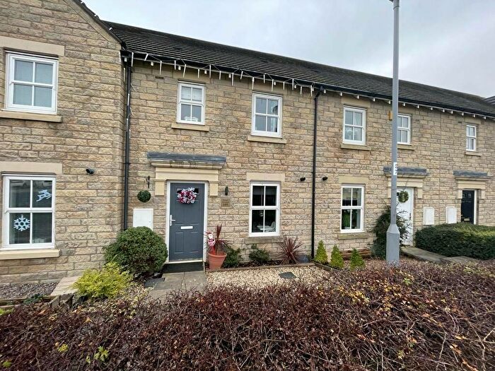 3 Bedroom House To Rent In Swan Avenue, Bingley, West Yorkshire, BD16