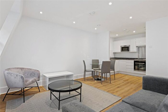 2 Bedroom Apartment To Rent In Pleydell House, Pleydell Street, London, EC4Y