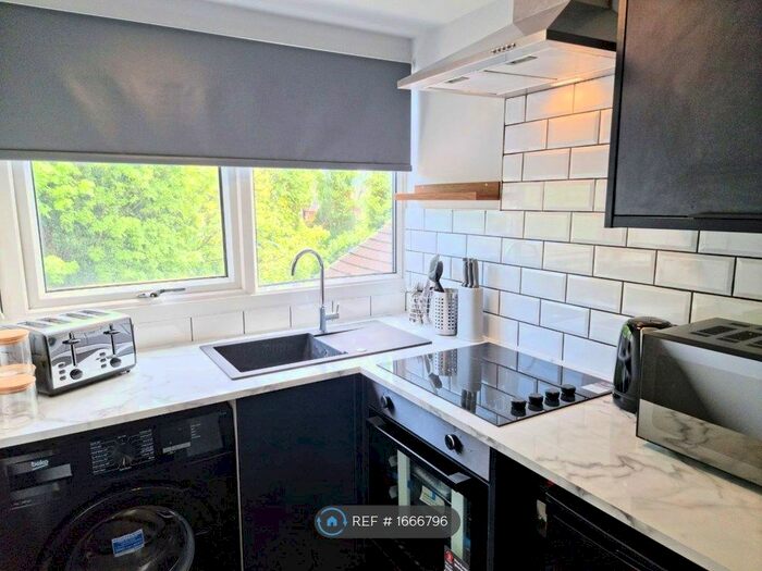 Studio To Rent In South Road, Erdington, Birmingham, B23