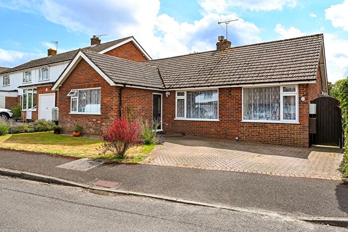 3 Bedroom Detached Bungalow For Sale In Cherry Tree Road, Charing Heath, TN27