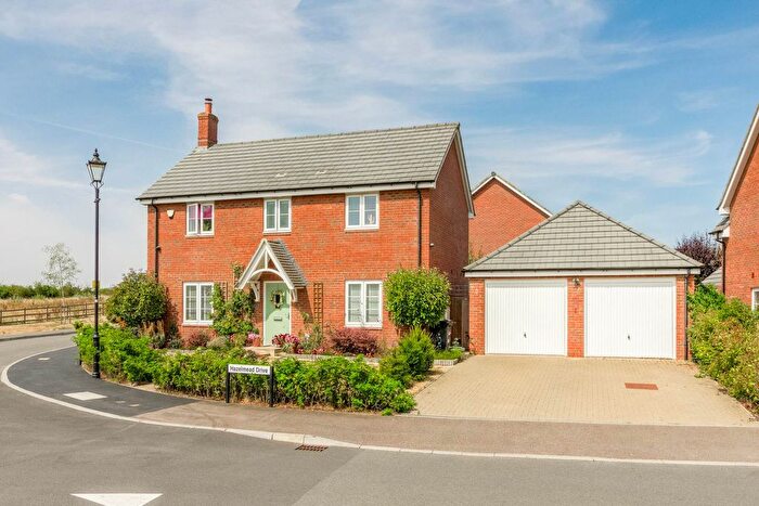 3 Bedroom Detached House For Sale In Hazelmead Drive, Sherington, MK16