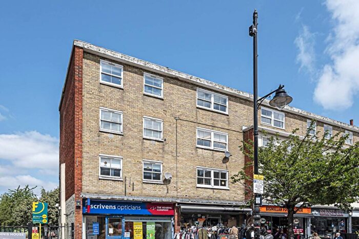 1 Bedroom Flat For Sale In Roman Road, , Bow, London, E3