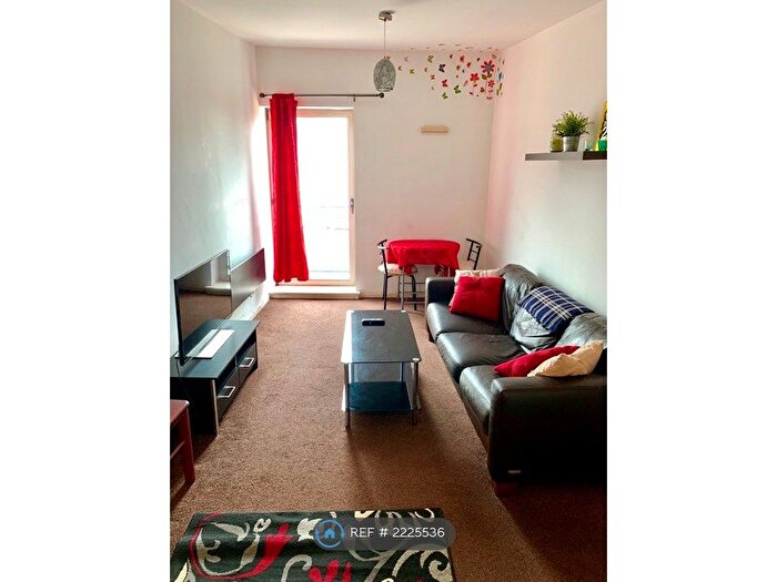 1 Bedroom Flat To Rent In City Heights, Birmingham, B4