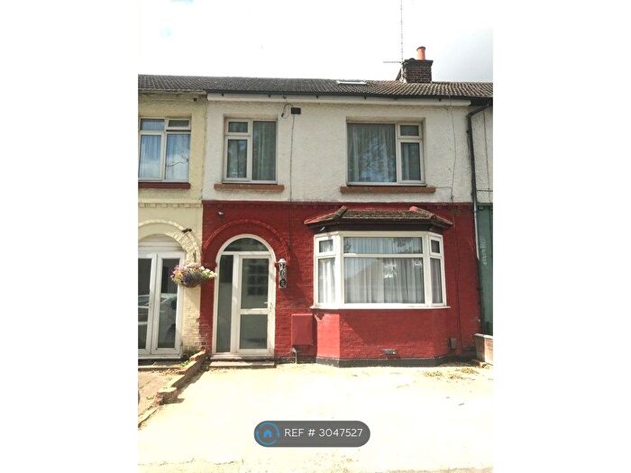 5 Bedroom Terraced House To Rent In The Ridgeway, Gillingham, ME7