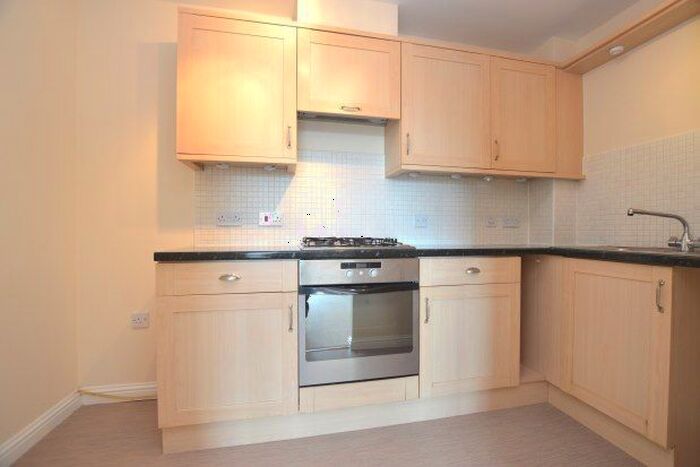 2 Bedroom Flat To Rent In St. Christophers Walk, Wakefield, WF1