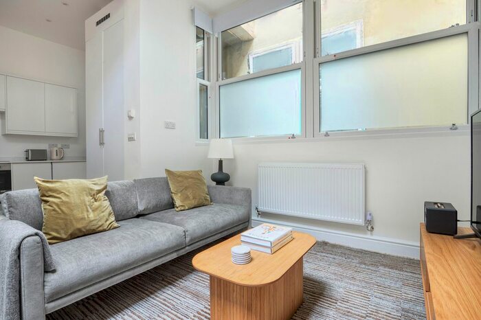 2 Bedroom Flat To Rent In Knightsbridge, London, SW7