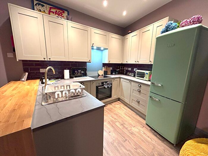 3 Bedroom Maisonette To Rent In Church Road, St. George, Bristol, BS5