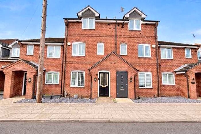 3 Bedroom Town House For Sale In Tudor Street, Sutton, NG17