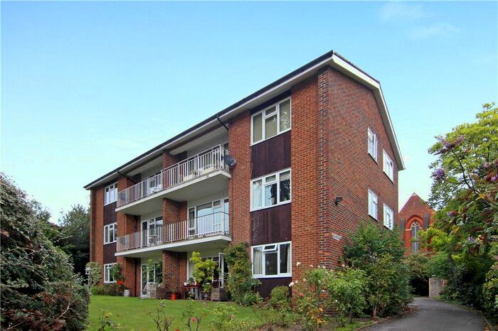 2 Bedroom Flat To Rent In Denmark Avenue, Wimbledon, SW19
