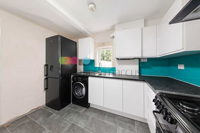 2 Bedroom Apartment To Rent In Beulah Road, Thornton Heath, CR7