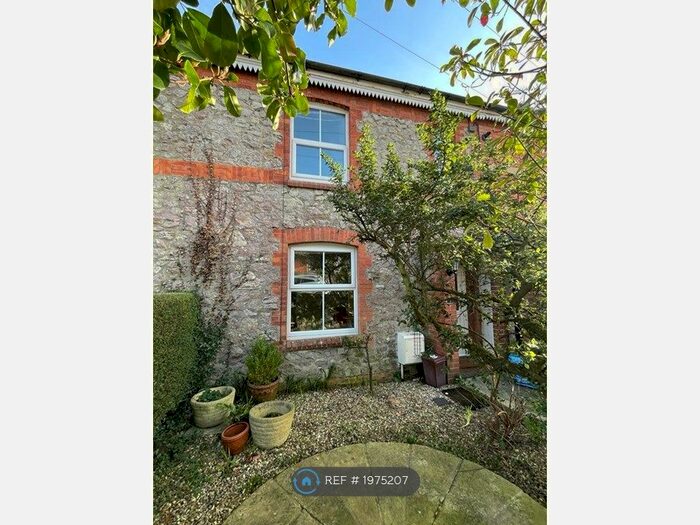 2 Bedroom Terraced House To Rent In Washington Terrace, Chard, TA20