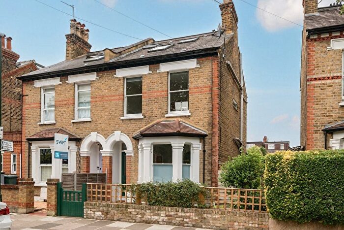 4 Bedroom Terraced House To Rent In Vicarage Road, Teddington, TW11
