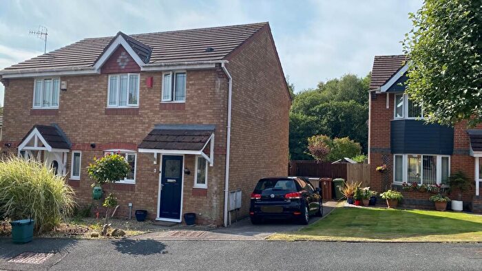 3 Bedroom Semi-Detached House For Sale In Cae Nant Gledyr, Caerphilly, CF83