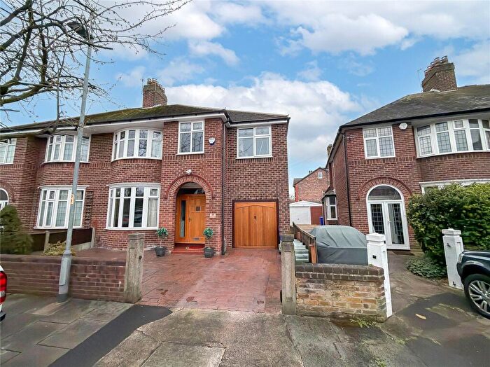 4 Bedroom Semi Detached House For Sale In Brooklawn Drive, Didsbury, M20