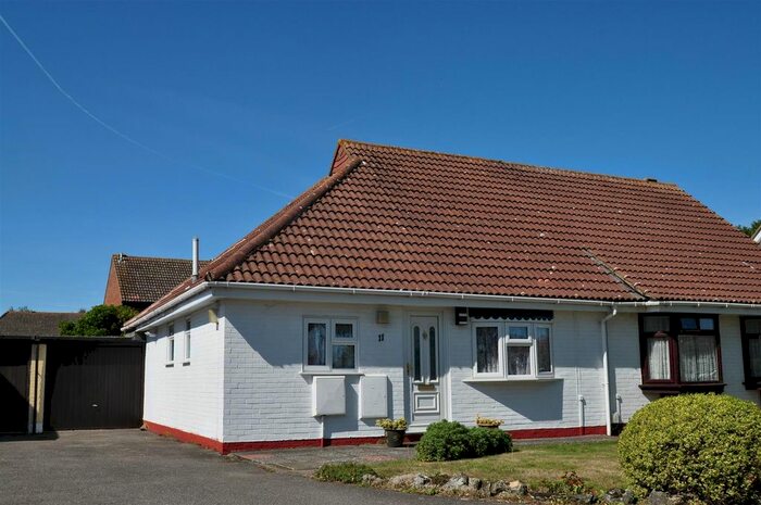 2 Bedroom Bungalow To Rent In Coppergate, Hempstead, Gillingham, ME7