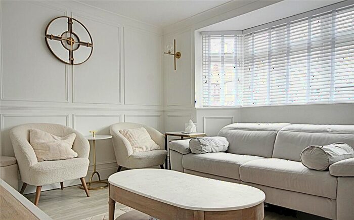 4 Bedroom Semi-Detached House To Rent In Park Road, Enfield, EN3