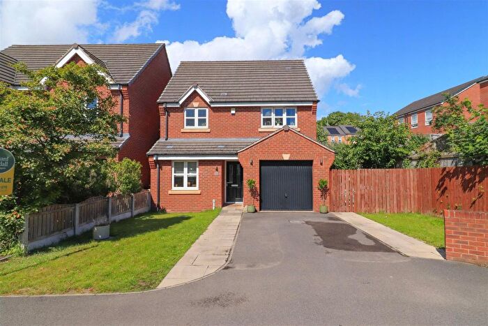 3 Bedroom Detached House For Sale In Victoria Gardens, Normanton, WF6