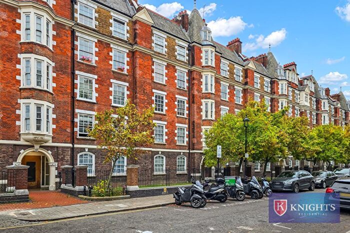 2 Bedroom Flat To Rent In Scott Ellis Gardens, London, NW8