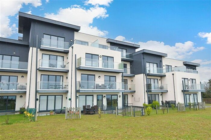 2 Bedroom Flat For Sale In Grange Road, Sandown, Isle Of Wight, PO36