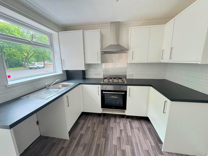 2 Bedroom Flat To Rent In Regent Court, Blyth, NE24