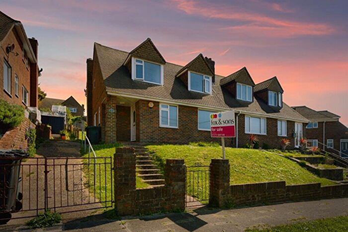 4 Bedroom Semi-Detached House For Sale In Alan Way, Brighton, BN2