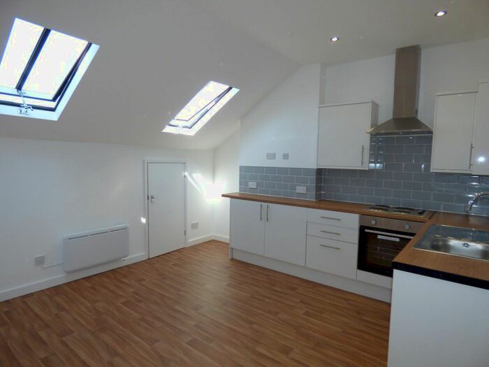 1 Bedroom Flat To Rent In Market Place, Long Eaton, NG10