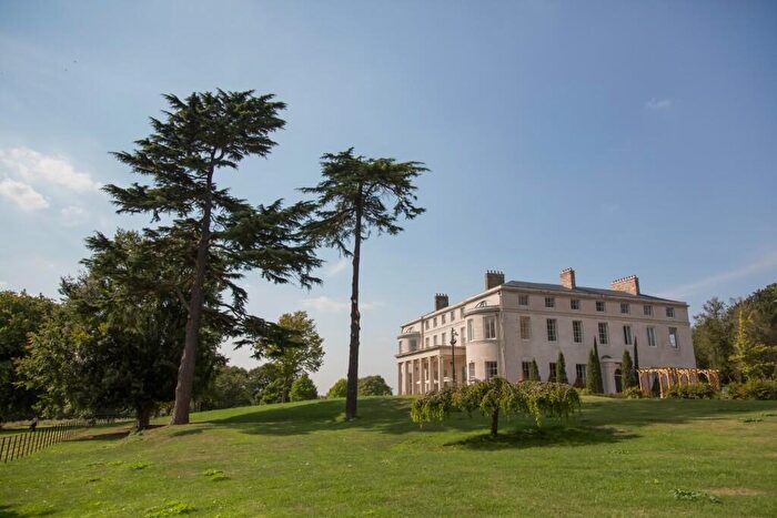 2 Bedroom Retirement Property For Sale In Mote Park, Maidstone, Kent, ME15