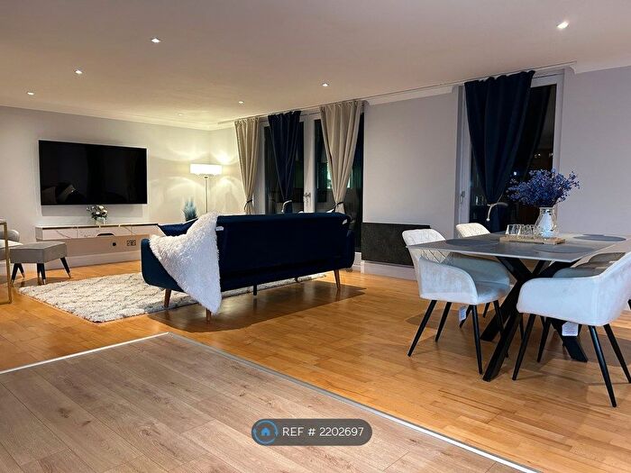 2 Bedroom Flat To Rent In Argyle Street, Glasgow, G2