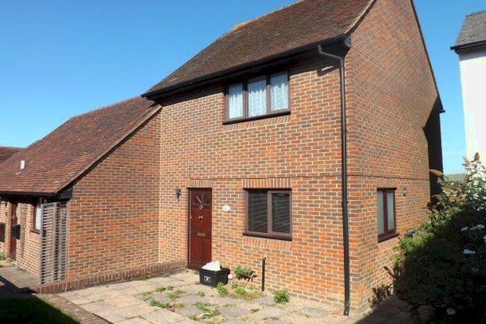 2 Bedroom Semi-Detached House To Rent In Barn Stables, Lewes, BN7