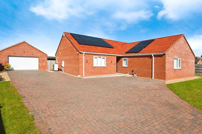 4 Bedroom Detached Bungalow For Sale In Copper Street, Bucknall, Woodhall Spa, LN10