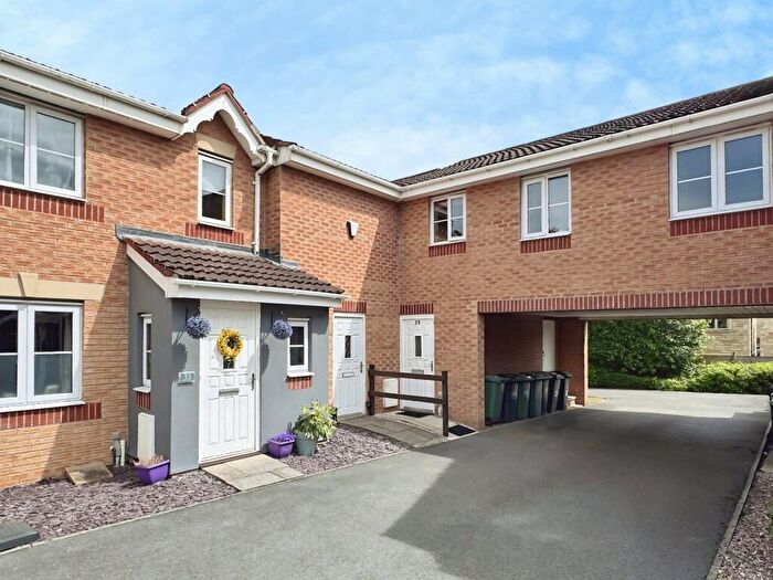 1 Bedroom Apartment For Sale In Manor Park Road, Cleckheaton, BD19