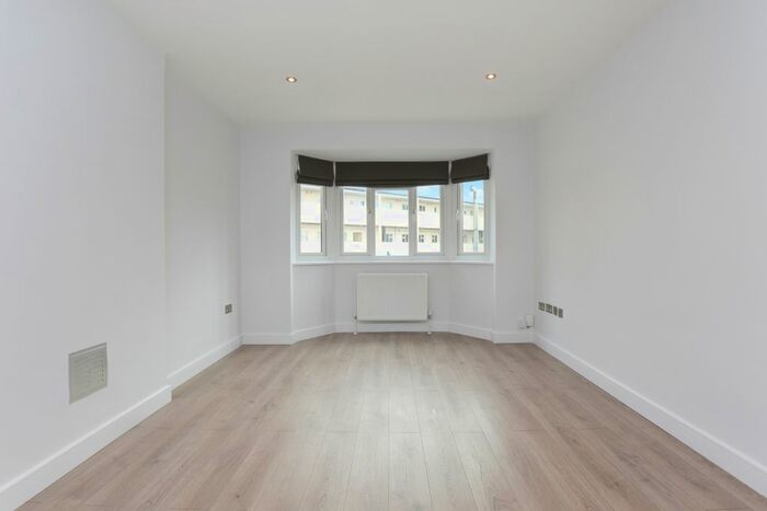 2 Bedroom Flat To Rent In Tufnell Park Road, London, N7