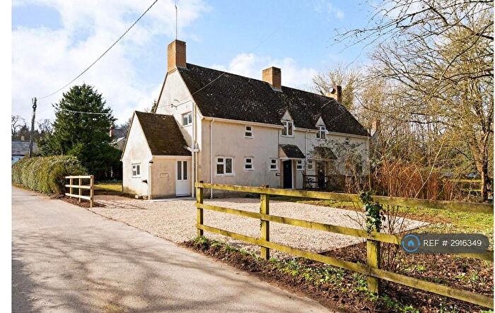 3 Bedroom Semi-Detached House To Rent In Cuckoo Lane, Witney, OX29