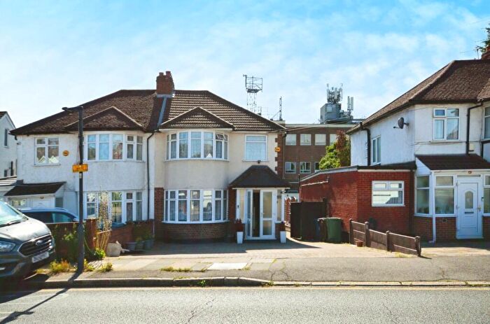 3 Bedroom Semi-Detached House For Sale In Village Way, Pinner, HA5