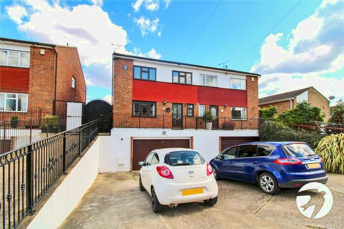 5 Bedroom Semi-Detached House To Rent In Darnley Road, Gravesend, Kent, DA11