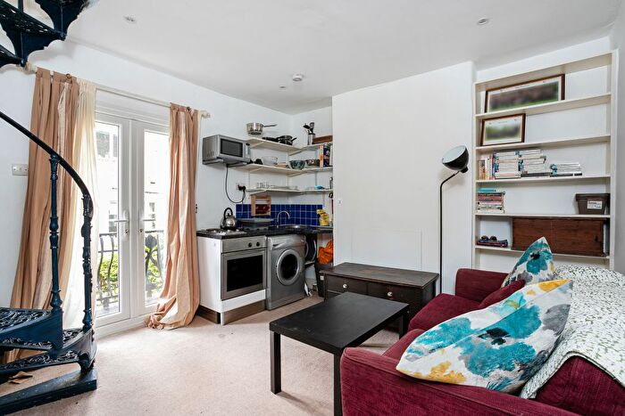 1 Bedroom Flat To Rent In Dancer Road, London, SW6