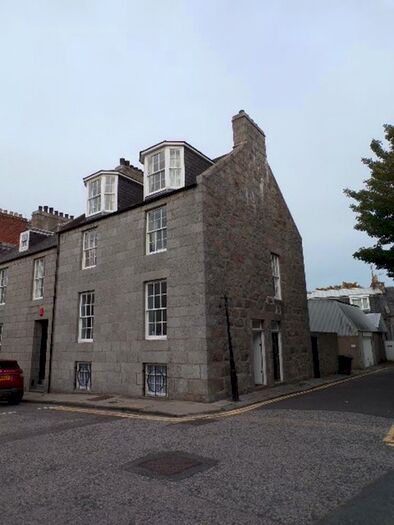 4 Bedroom Flat To Rent In North Silver Street, Ground Floor, Flat, AB10