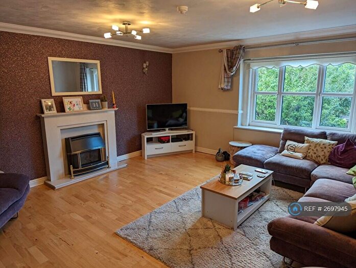 2 Bedroom Flat To Rent In Little Parkfield Road, Liverpool, L17