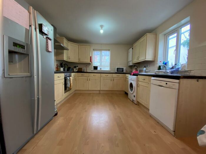 5 Bedroom Terraced House To Rent In Merthyr Street, Cathays, CF24