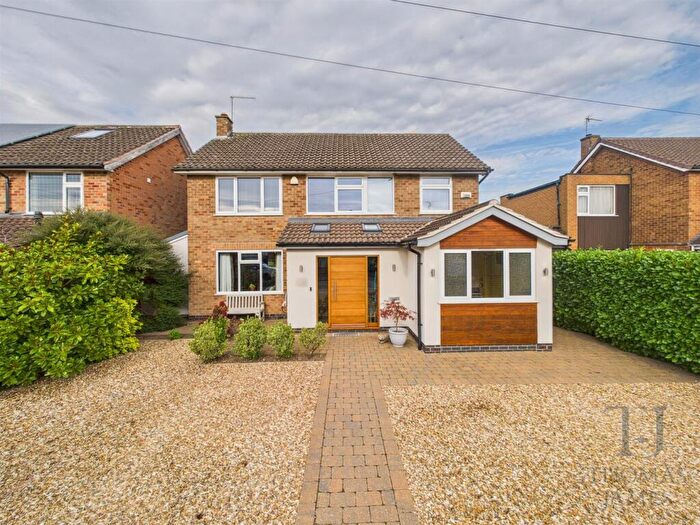 4 Bedroom Detached House For Sale In Musters Road, Ruddington, NG11