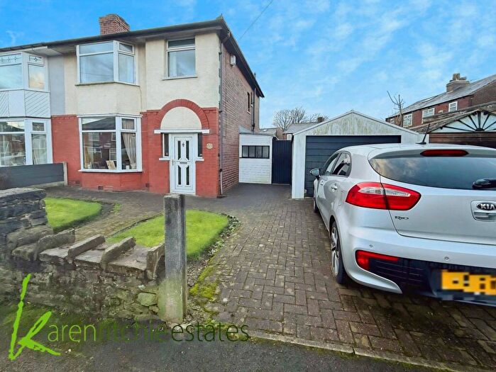 3 Bedroom Semi-Detached House For Sale In Barcroft Road, Smithills, BL1