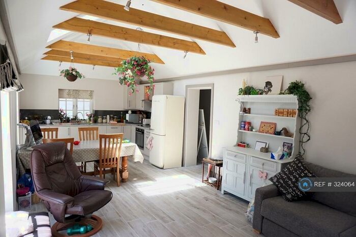 1 Bedroom Detached House To Rent In Easthampnett Lane, Easthampnett, Chichester, PO18