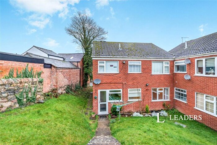 2 Bedroom Flat To Rent In The Square, Glenfield, Leicester, LE3