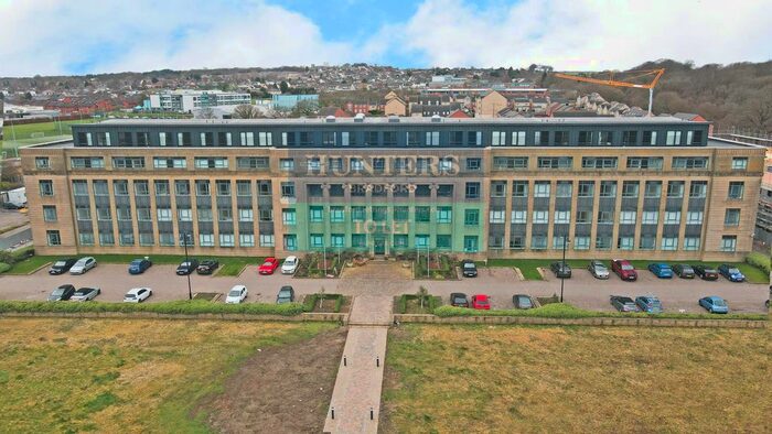 1 Bedroom Flat To Rent In Card House, Bingley Road, Bradford, BD9