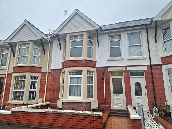 2 Bedroom Flat To Rent In Picton Avenue, Porthcawl, CF36