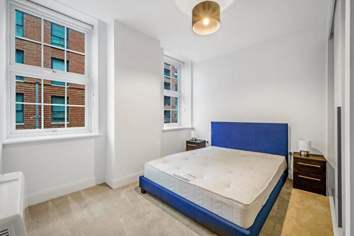 2 Bedroom Apartment To Rent In Horlicks Quarter, Slough, London, SL1