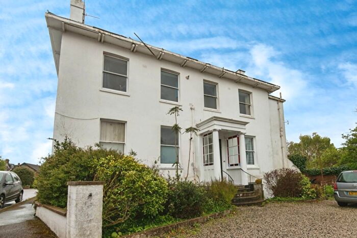 3 Bedroom Flat For Sale In Magdalen Road, Exeter, EX2